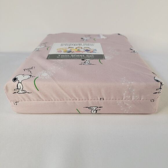 2025 Peanuts Snoopy Spring Blowing Dandelion Wish Poof Pink Twin Sheets Set 3pc - Picture 7 of 8